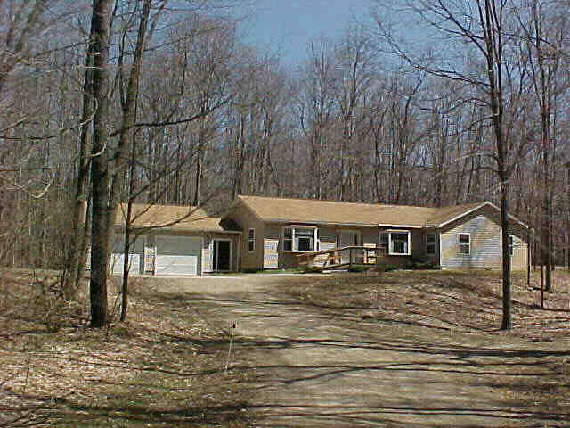 Building photograph for 19 EAST MAIN STREET